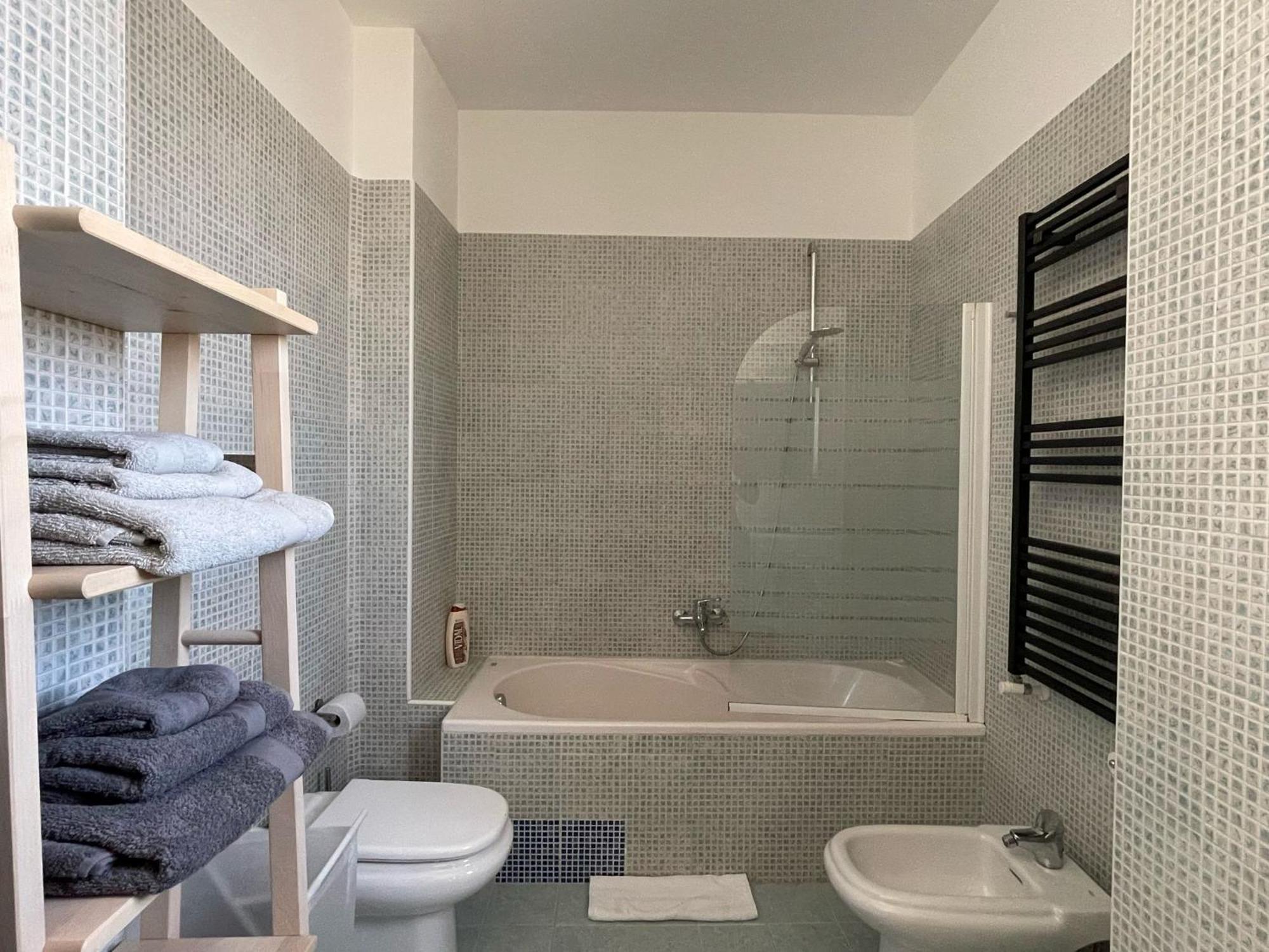 Wanderlust House Hotell Bari Eksteriør bilde